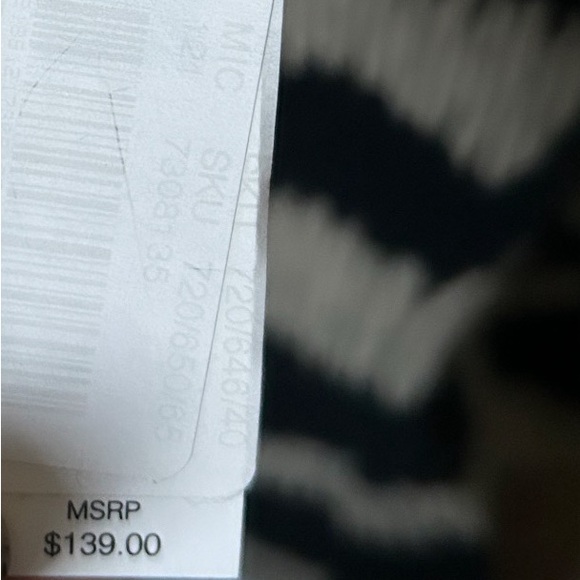 𝐍𝐖𝐓• stylish patterned buttoned down - Picture 2 of 4